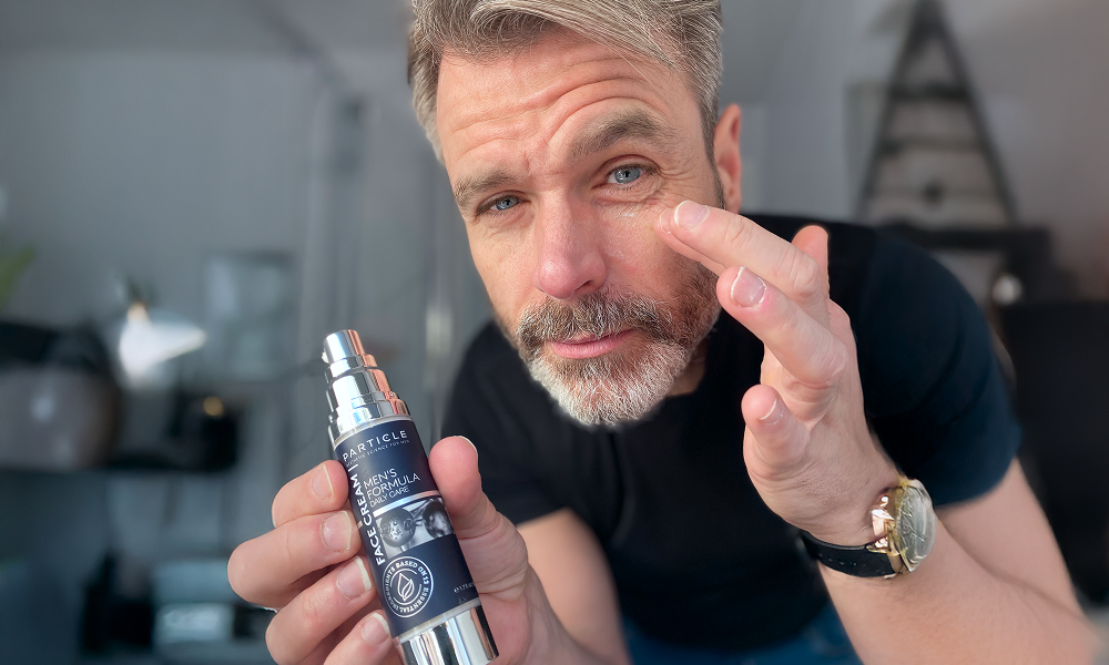 Eye Bags and Wrinkles? Fix Them in One Step with Particle Face Cream.